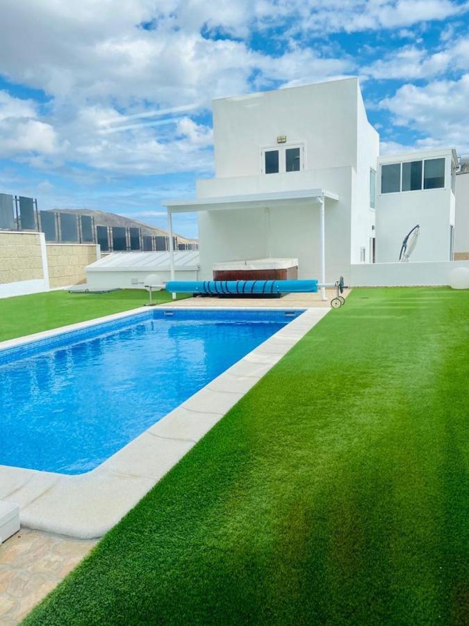 Villa Cristallo En Costa Adeje Плая-де-лас-Америкас Экстерьер фото