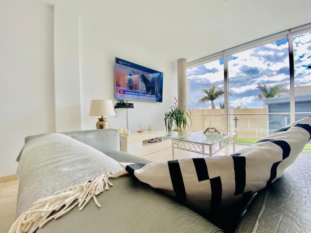 Villa Cristallo En Costa Adeje Плая-де-лас-Америкас Экстерьер фото